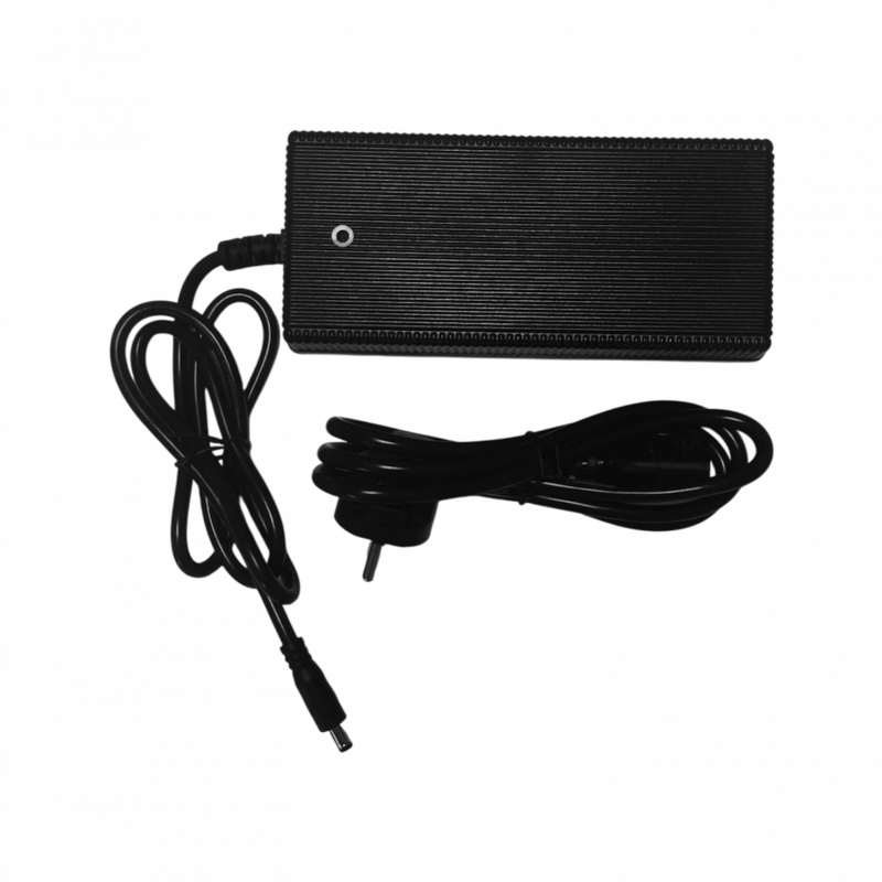 Carregador 4A - 50,4V para Skateboard elétrico Xplorer V2 - Evo-Spirit