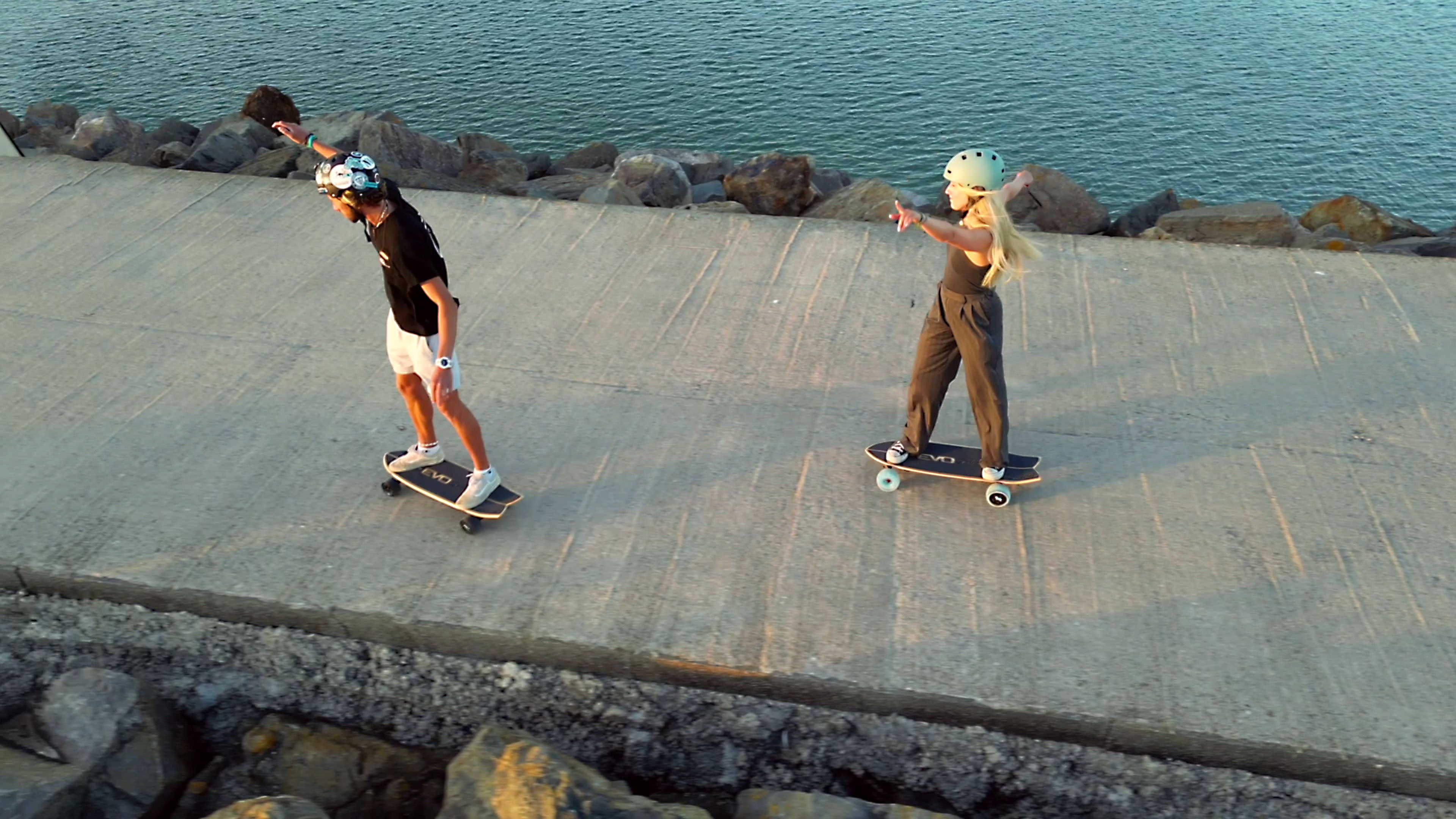 REJOIGNEZ LA COMMUNAUTÉ EVO-SPIRIT skates électriques 